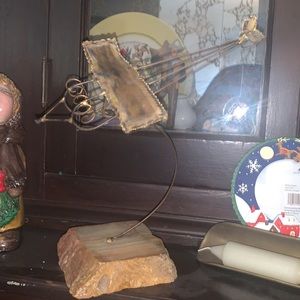 Quartz and metal sculpture